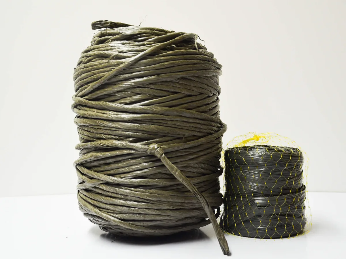 Rolos de fitilho de polipropileno para amarração de volumes